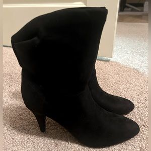 Women’s heel booties